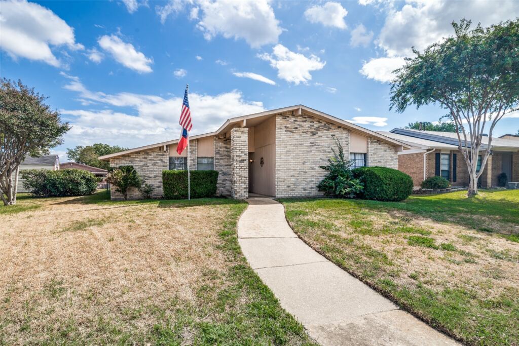 4332 O Hare Drive, Mesquite, TX 75150 — photo 1