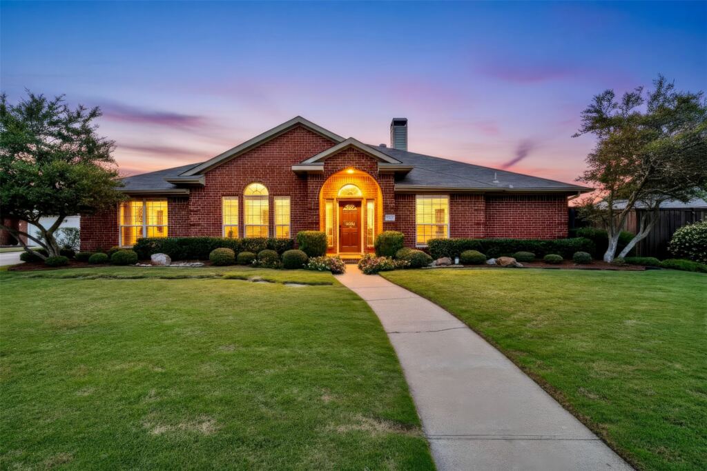 439 Lakehurst Drive