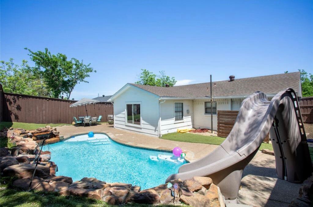 641 Furlong Drive, Dallas, TX 75211 — photo 1
