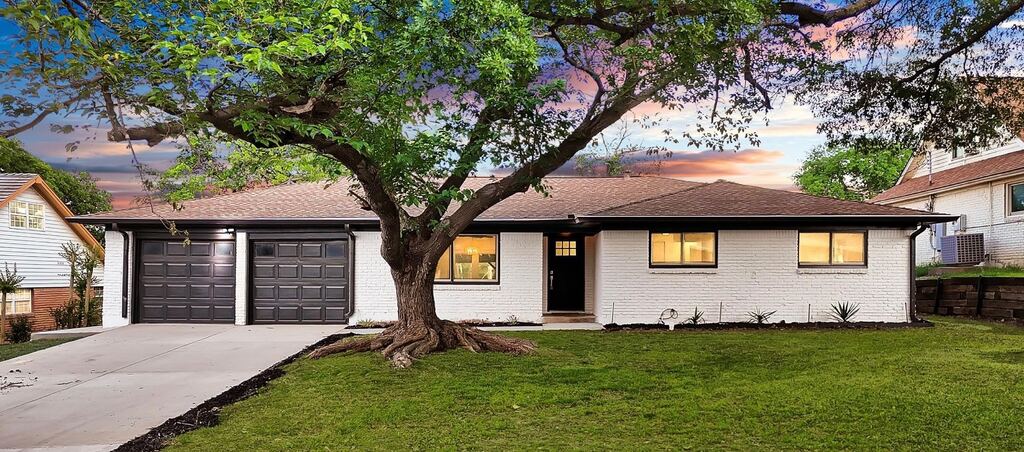 5617 Wharton Drive, Fort Worth, TX 76133 — photo 1