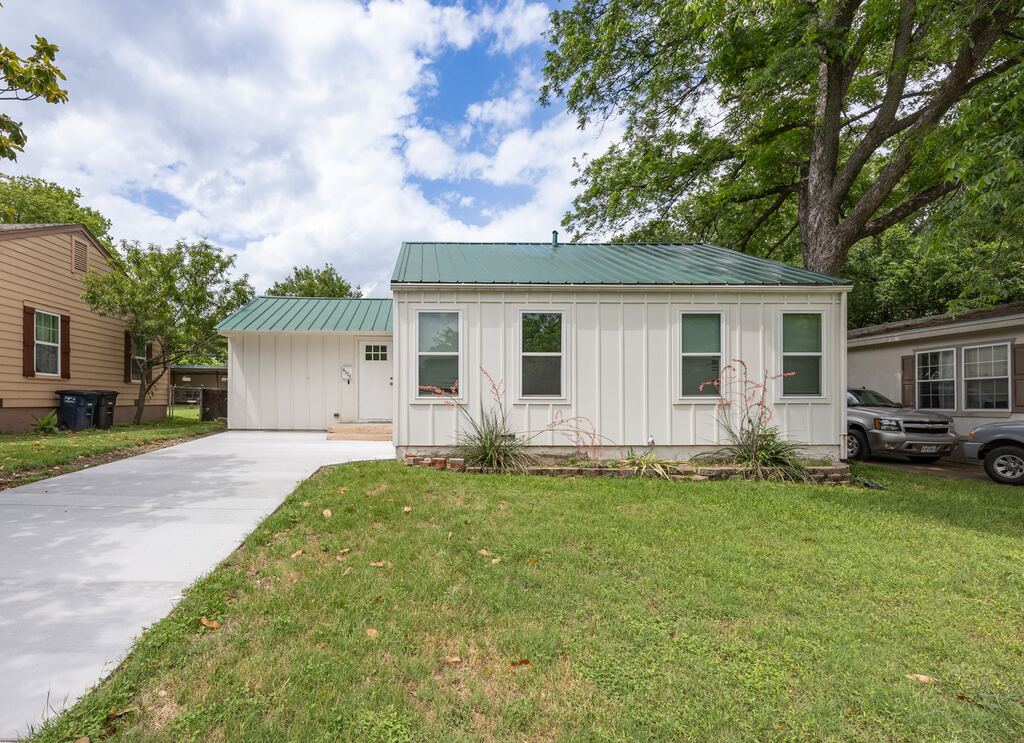 4324 Geddes Avenue, Fort Worth, TX 76107 — photo 1