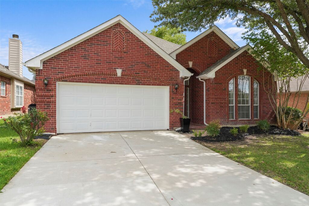 4605 Angelina Way, Fort Worth, TX 76137 — photo 1