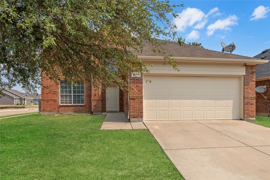 5148 Bayridge Court, Fort Worth, TX 76179 — photo 1