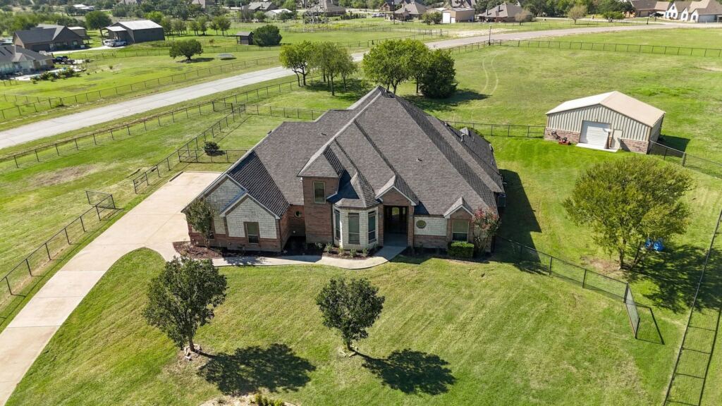 101 Rattling Antler Court