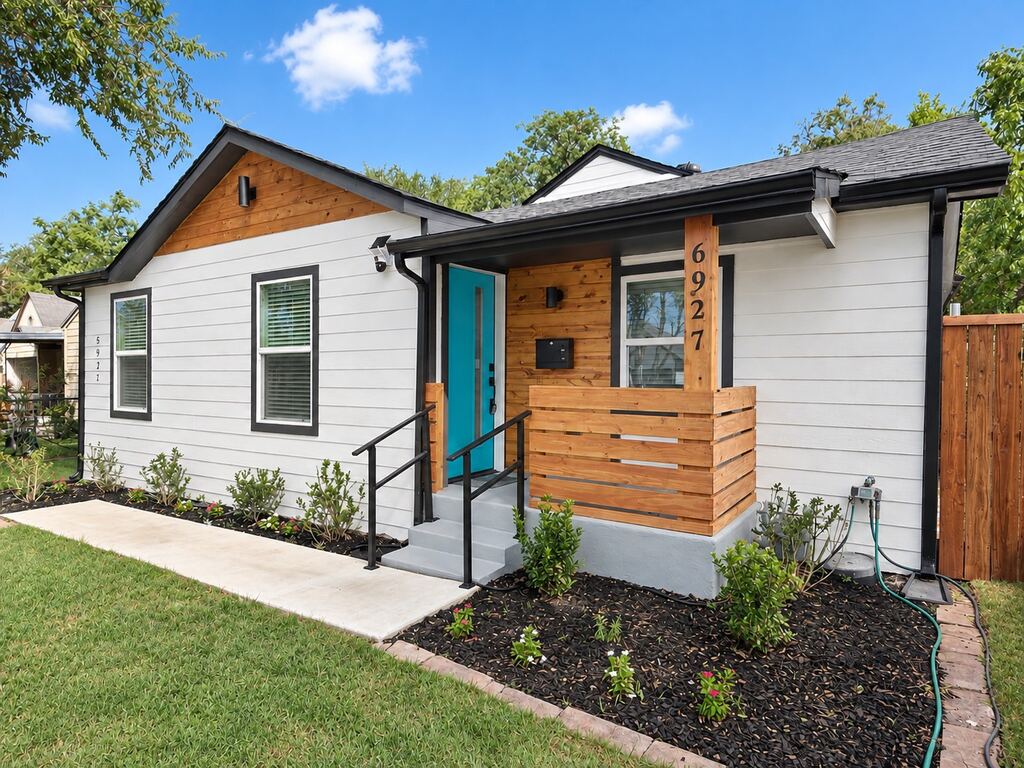 6927 Overlook Drive, Dallas, TX 75227 — photo 1