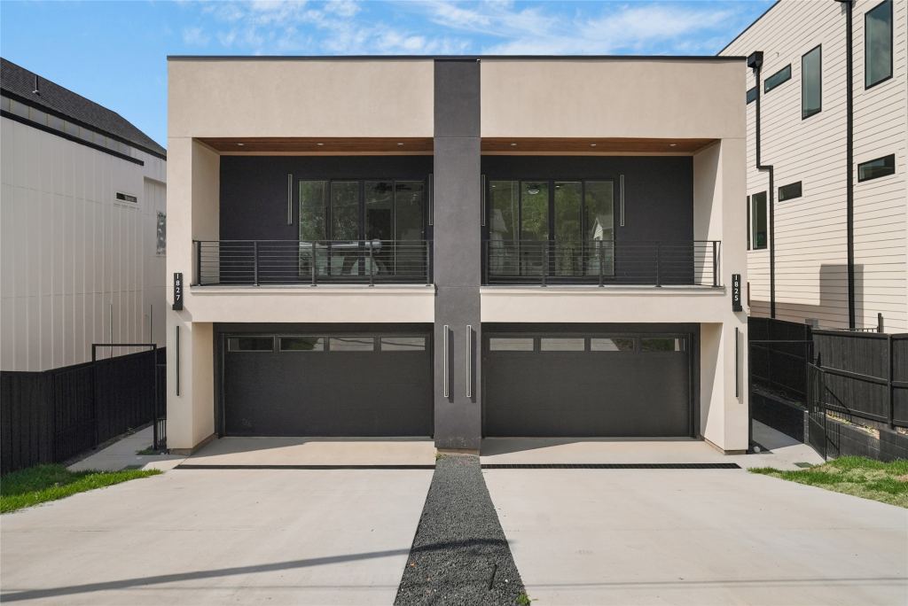 1825 Pollard Street, Dallas, TX 75208 — photo 1