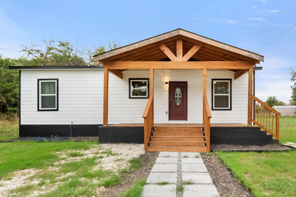 3711 NW County Road 3112, Purdon, TX 76679 — photo 1