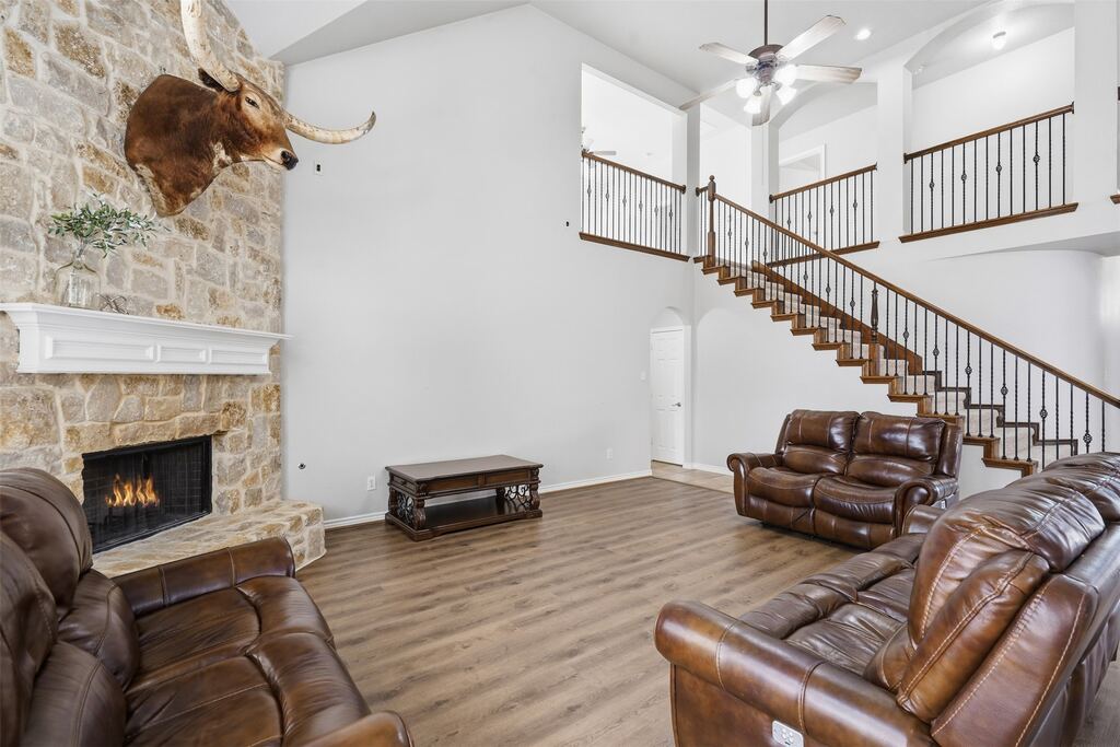 424 High Desert Drive, Fort Worth, TX 76131 — photo 1
