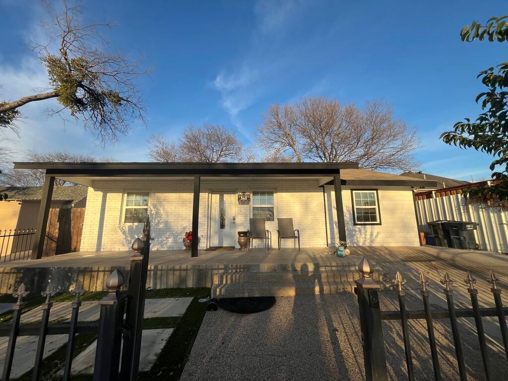 2804 19th Street, Fort Worth, TX 76106 — photo 1