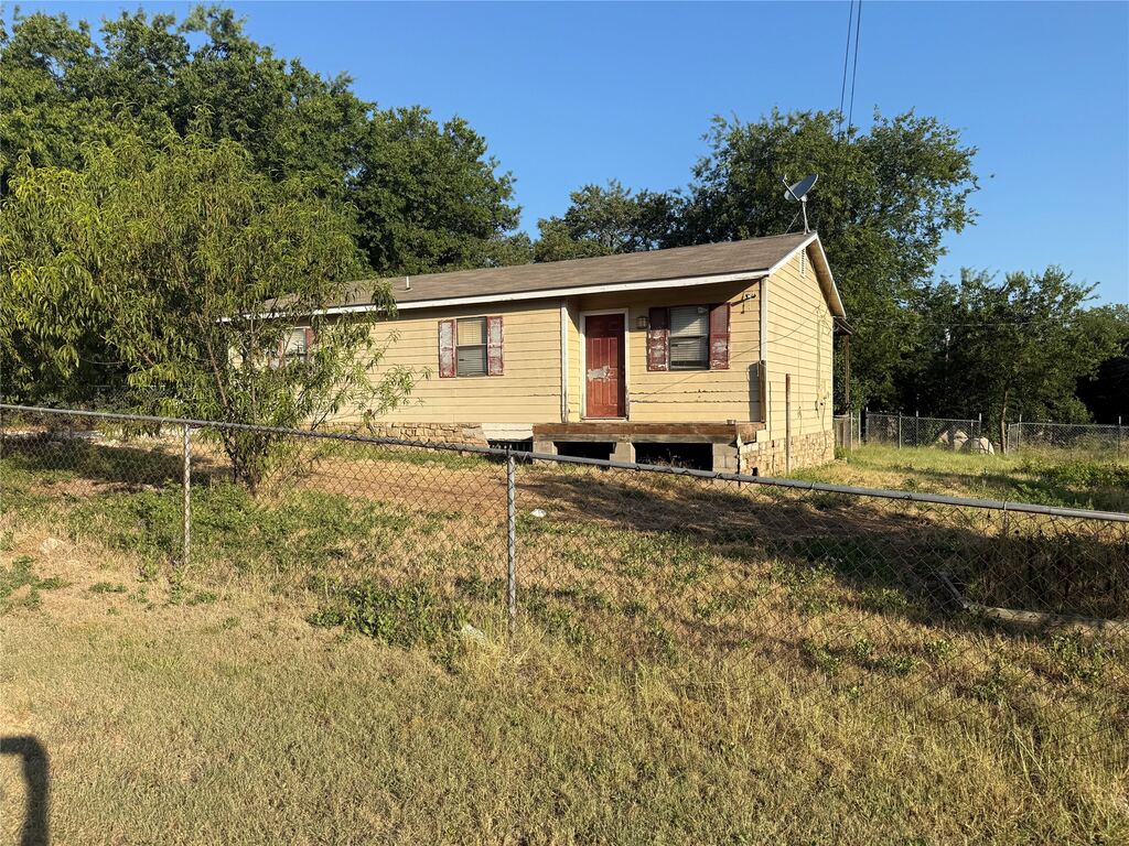 357 Timberline Drive, Whitney, TX 76692 — photo 1