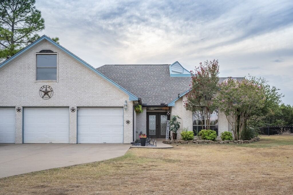 9024 S Highway 174, Rio Vista, TX 76093 — photo 1