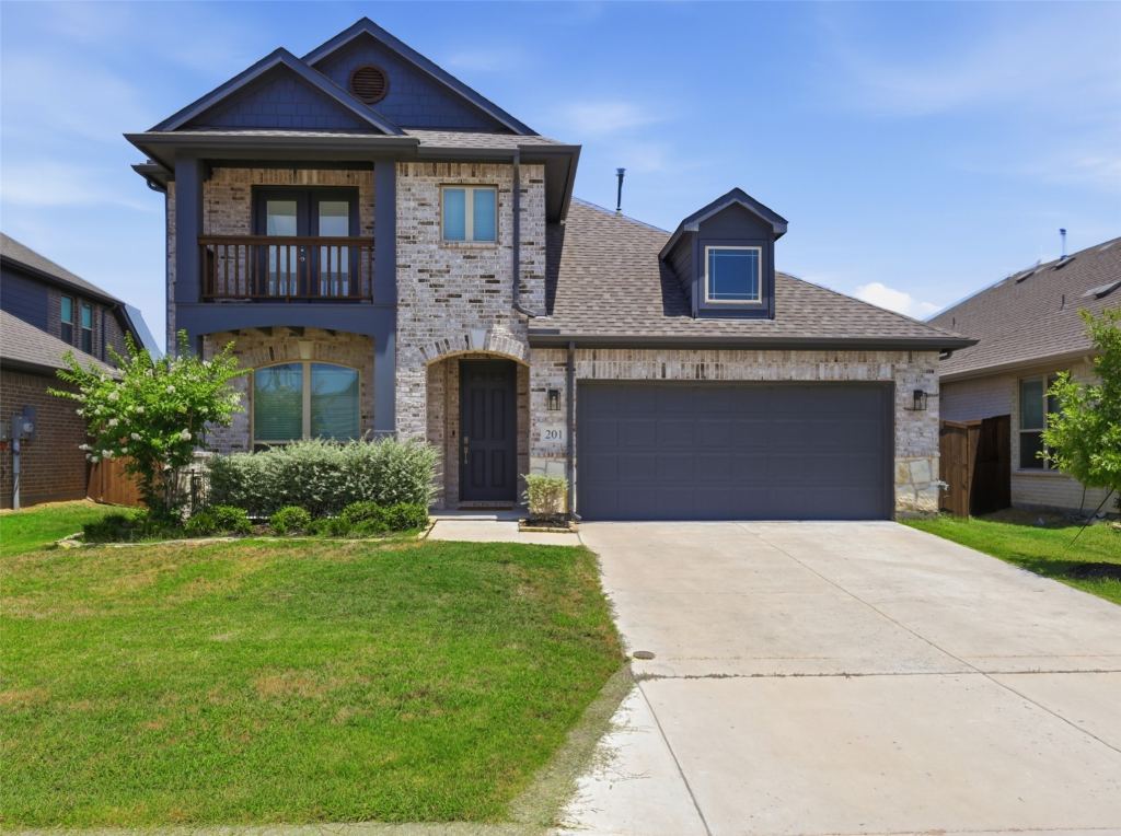201 Sweetwater Drive, Commerce, TX 75428 — photo 1