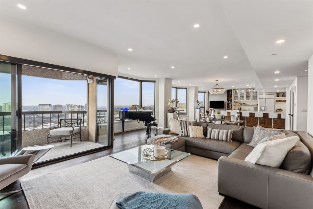 3030 Mckinney Avenue 2305, Dallas, TX 75204 — photo 1