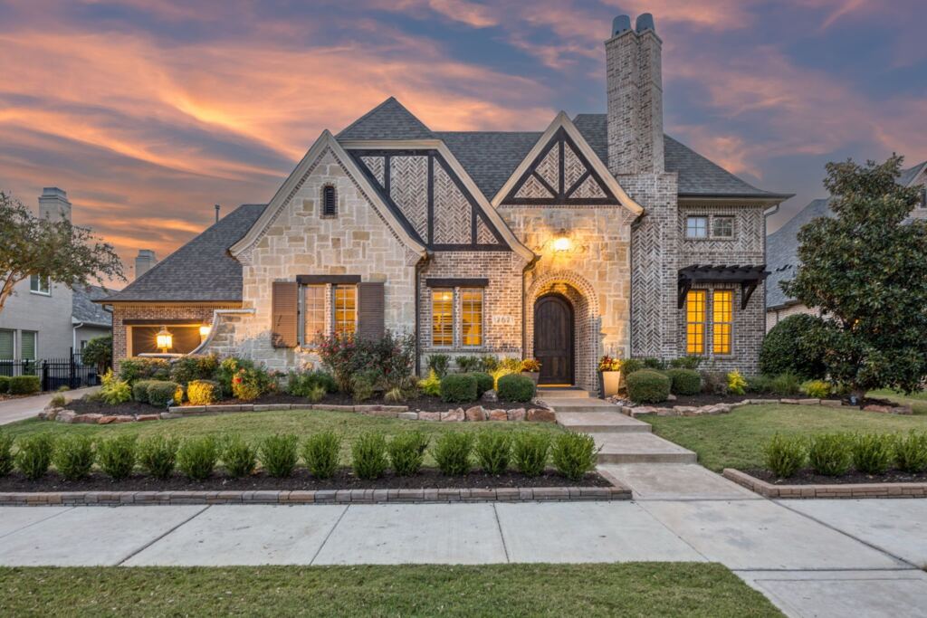12621 Riverhill Road