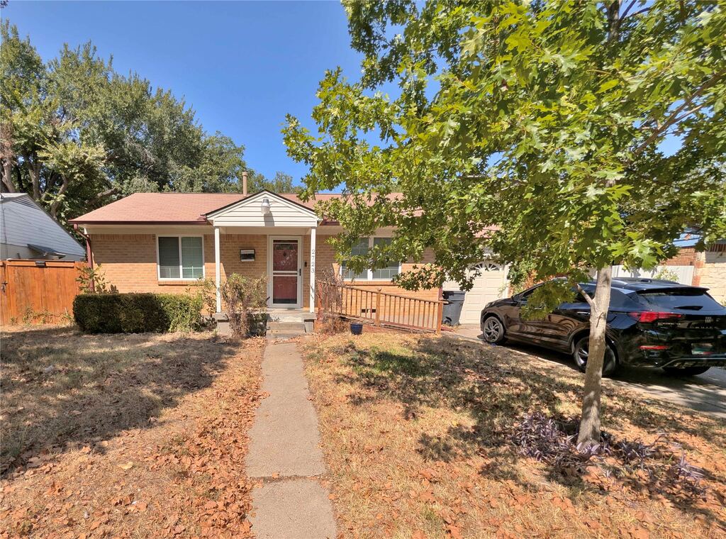 2723 Grayson Drive, Dallas, TX 75224 — photo 1