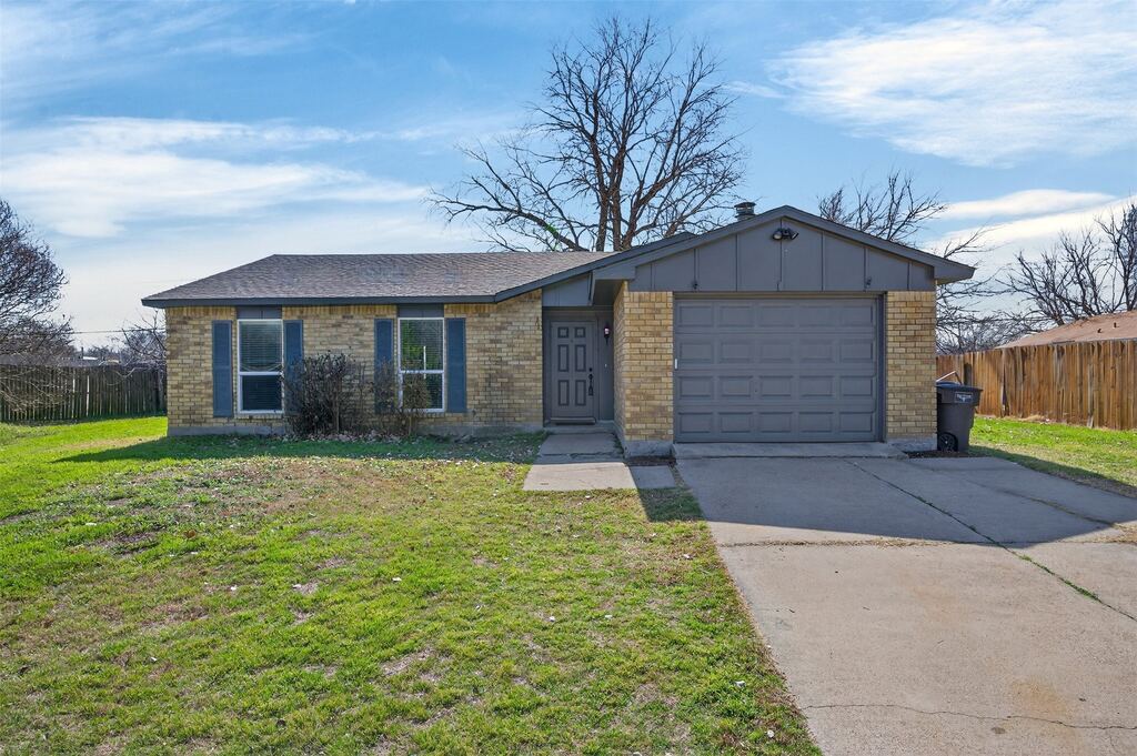 2308 Foxglen Court, Fort Worth, TX 76131 — photo 1