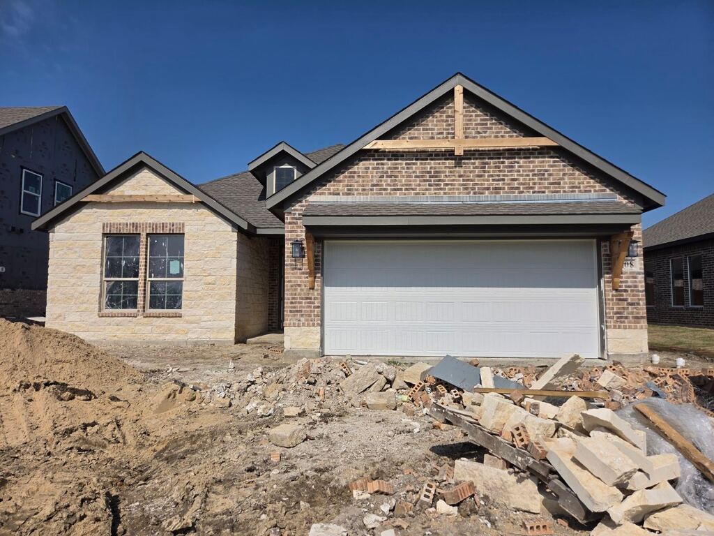 808 Silverleaf Drive, Ennis, TX 75119 — photo 1