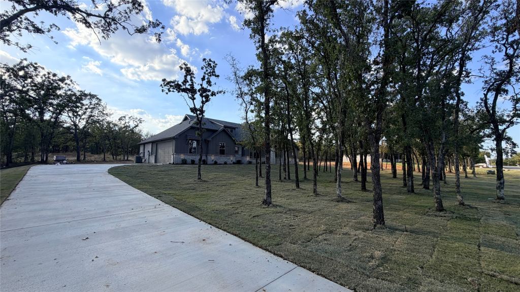 729 County Road 3355, Paradise, TX 76073 — photo 1