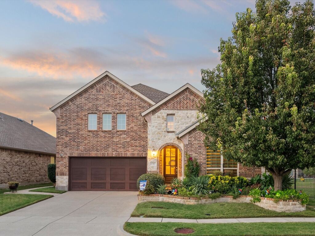 1767 Bluebird Court