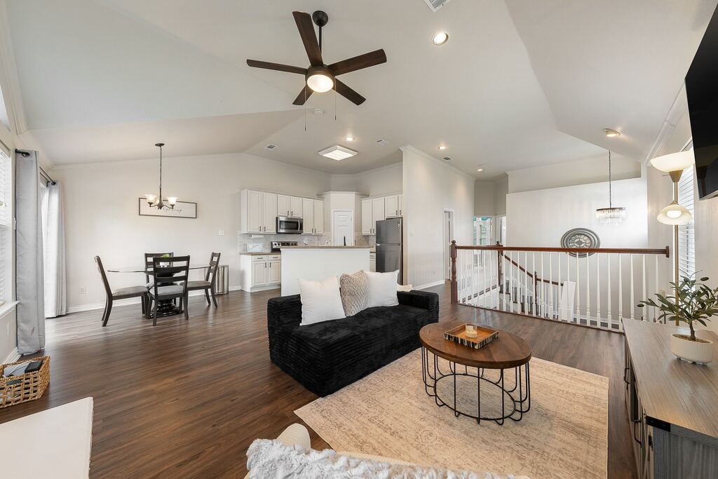 18240 Midway Road 1301, Dallas, TX 75287 — photo 1
