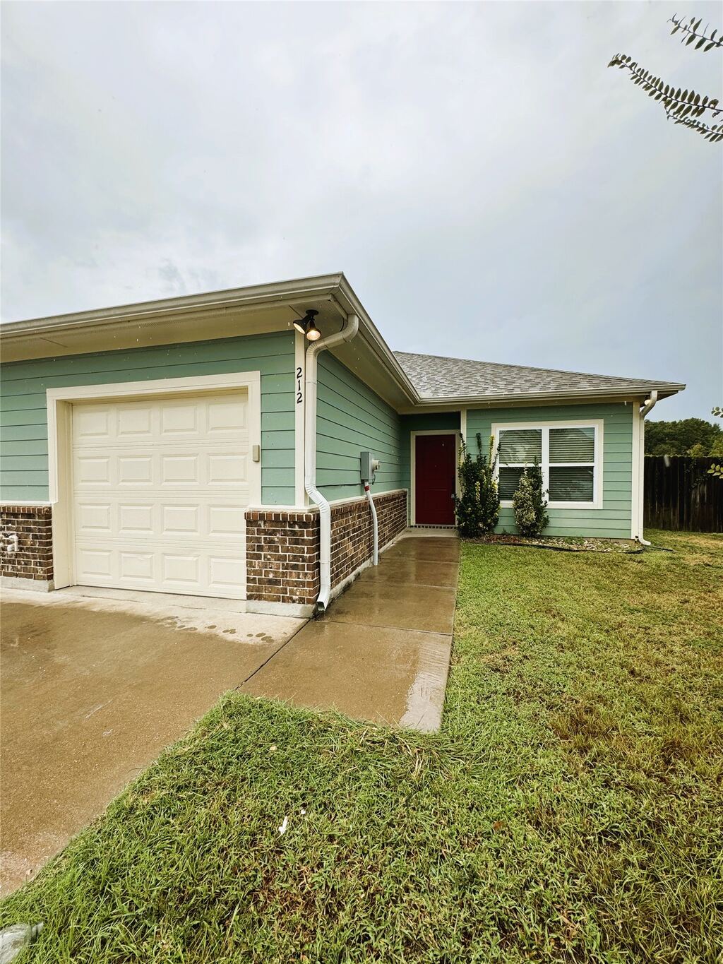 212 Lasso Circle, Mabank, TX 75143 — photo 1