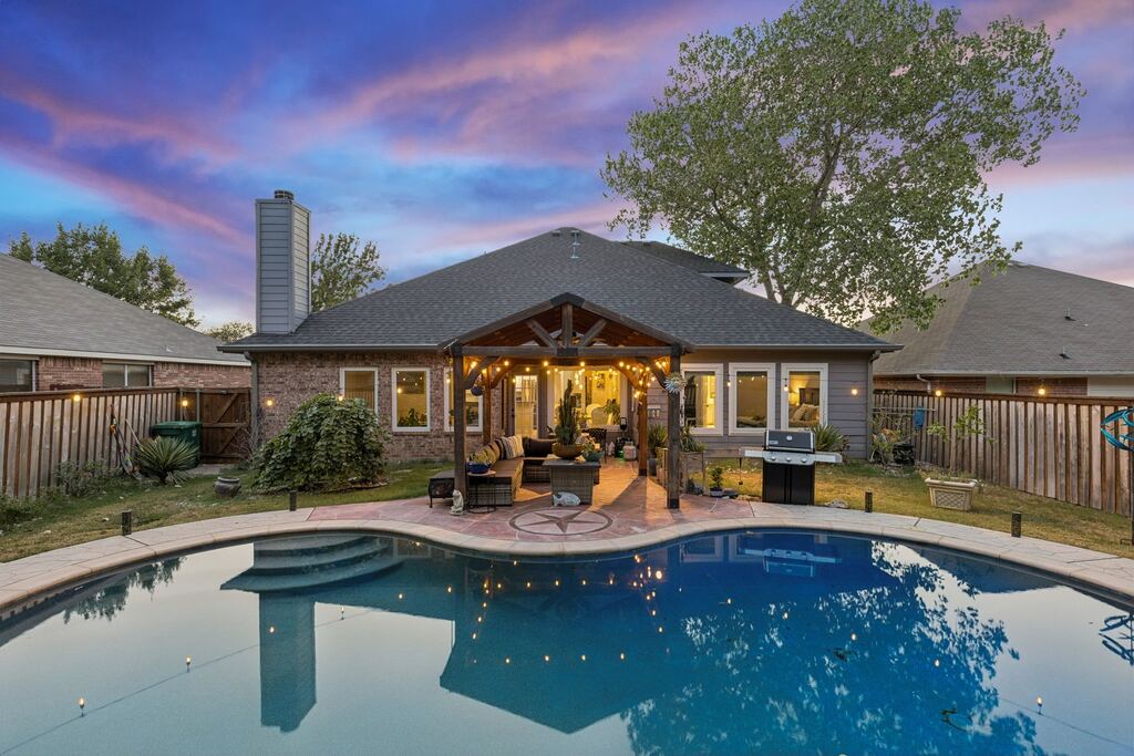 10404 Bear Creek Trail, Fort Worth, TX 76244 — photo 1