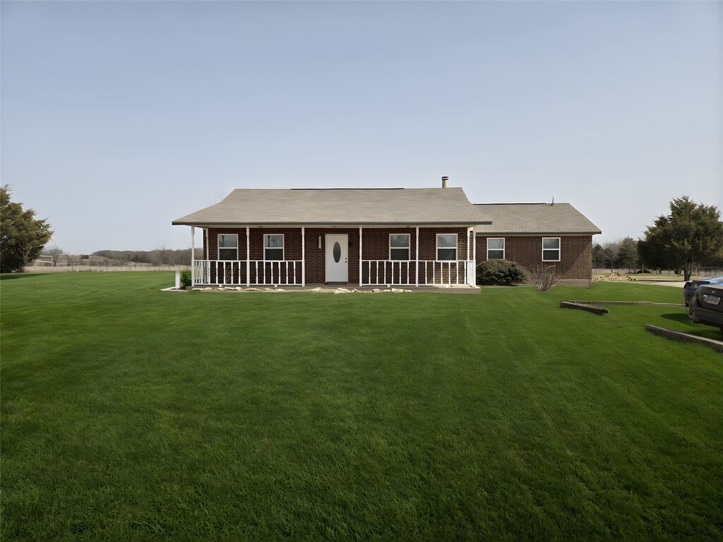 1001 N Atkins Drive, Celeste, TX 75423 — photo 1