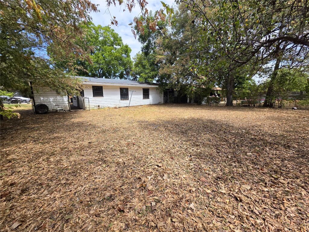 4424 Littlejohn Avenue, Fort Worth, TX 76105 — photo 1