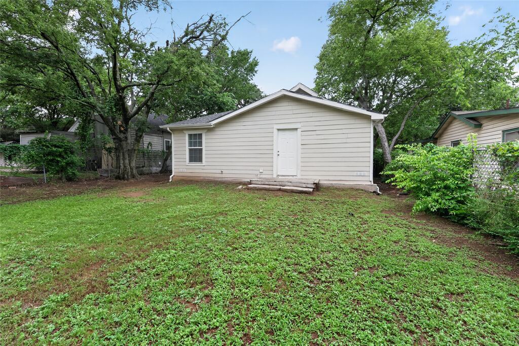 2805 Walker Street, Fort Worth, TX 76105 — photo 1