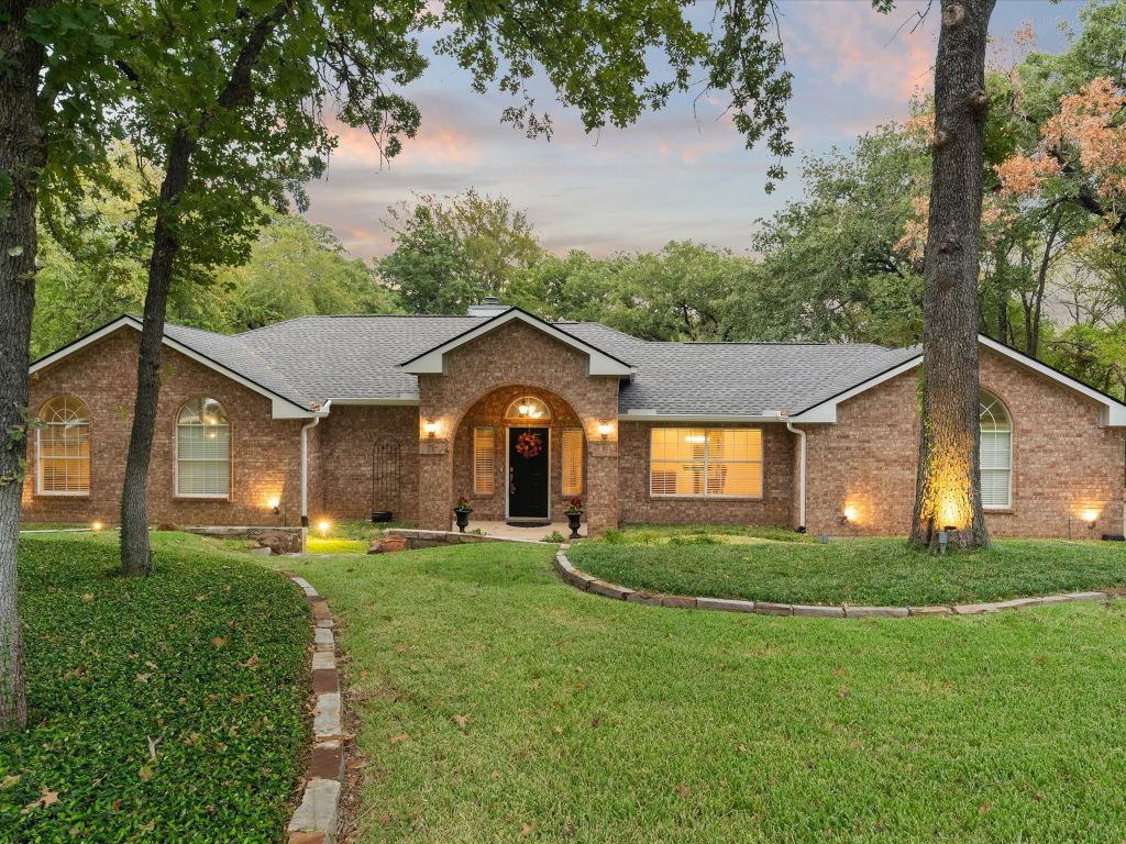 701 Pearl Cove, Oak Point, TX 75068 — photo 1