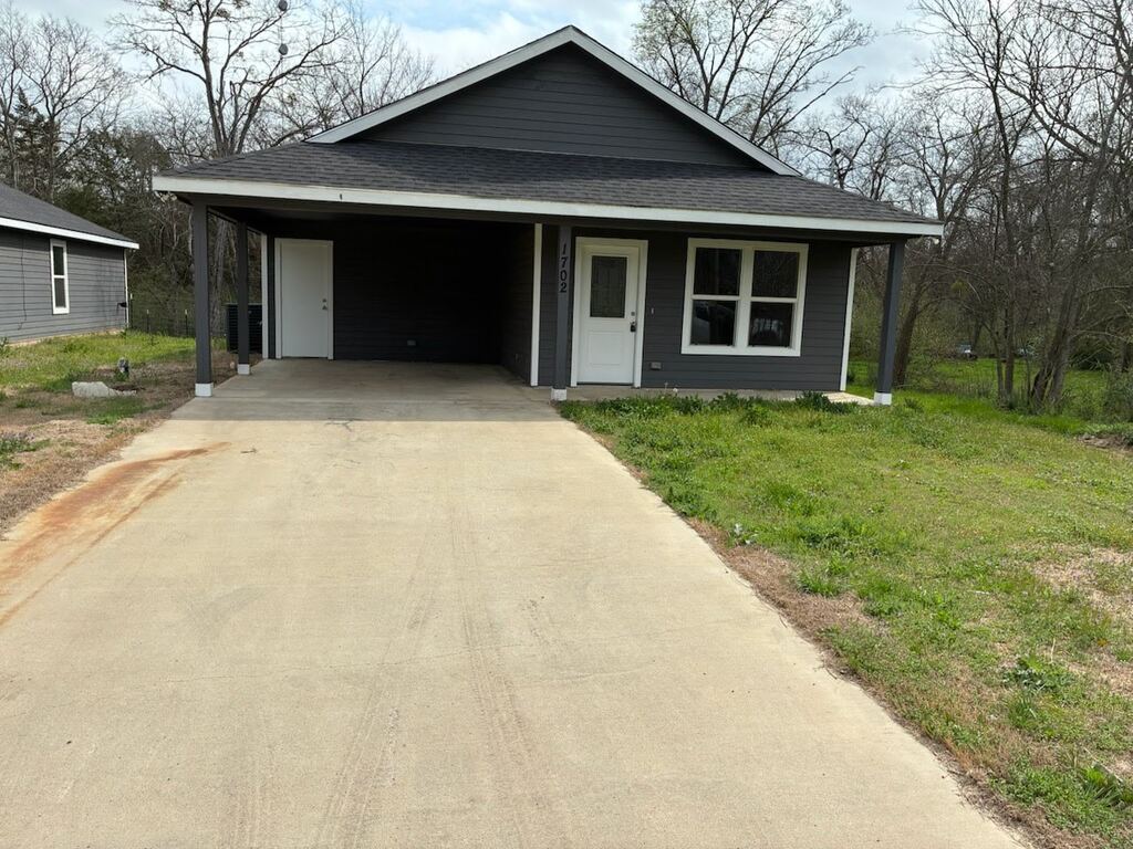 1702 Clark Street, Commerce, TX 75428 — photo 1