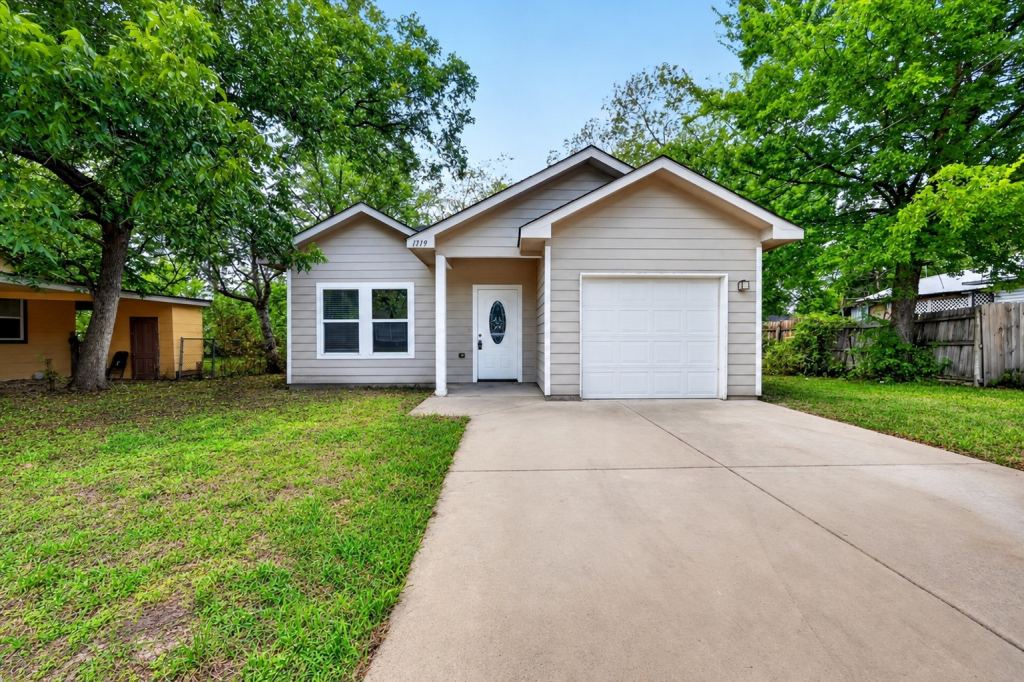 1719 Park Street, Commerce, TX 75428 — photo 1