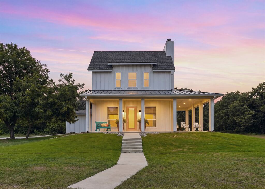 1000 Cool Ranch Lane, Millsap, TX 76066 — photo 1