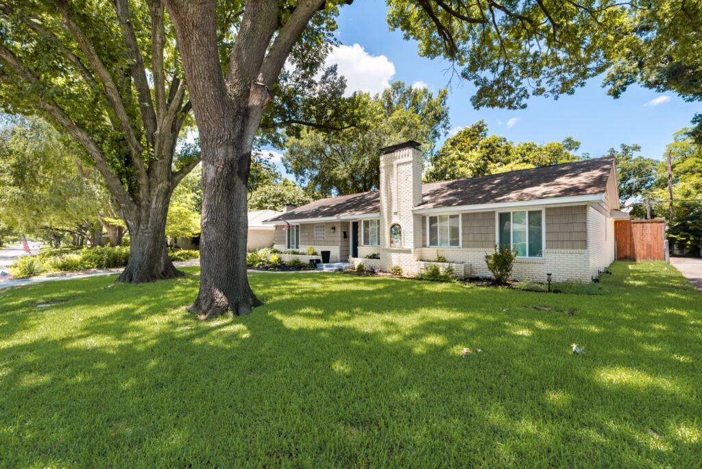 7405 Fenton Drive, Dallas, TX 75231 — photo 1