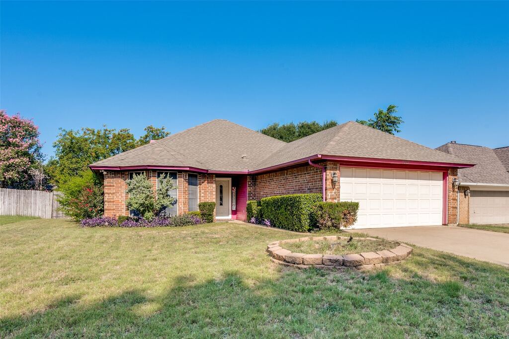 9008 Topperwind Court, Fort Worth, TX 76134 — photo 1