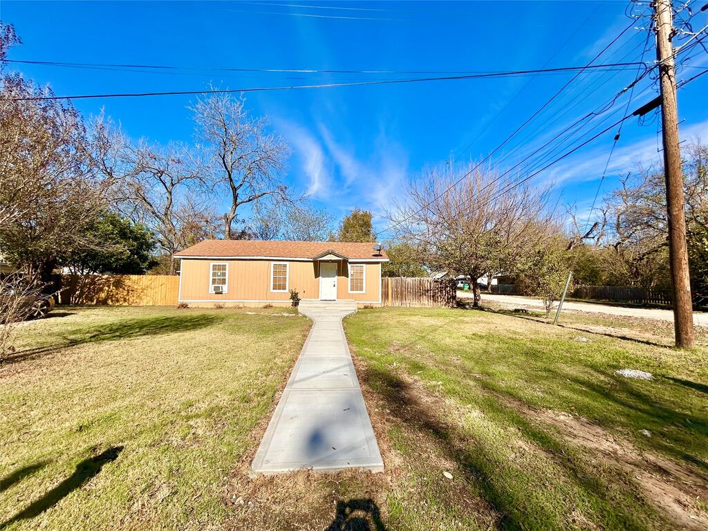 602 Ella Street, Dublin, TX 76446 — photo 1