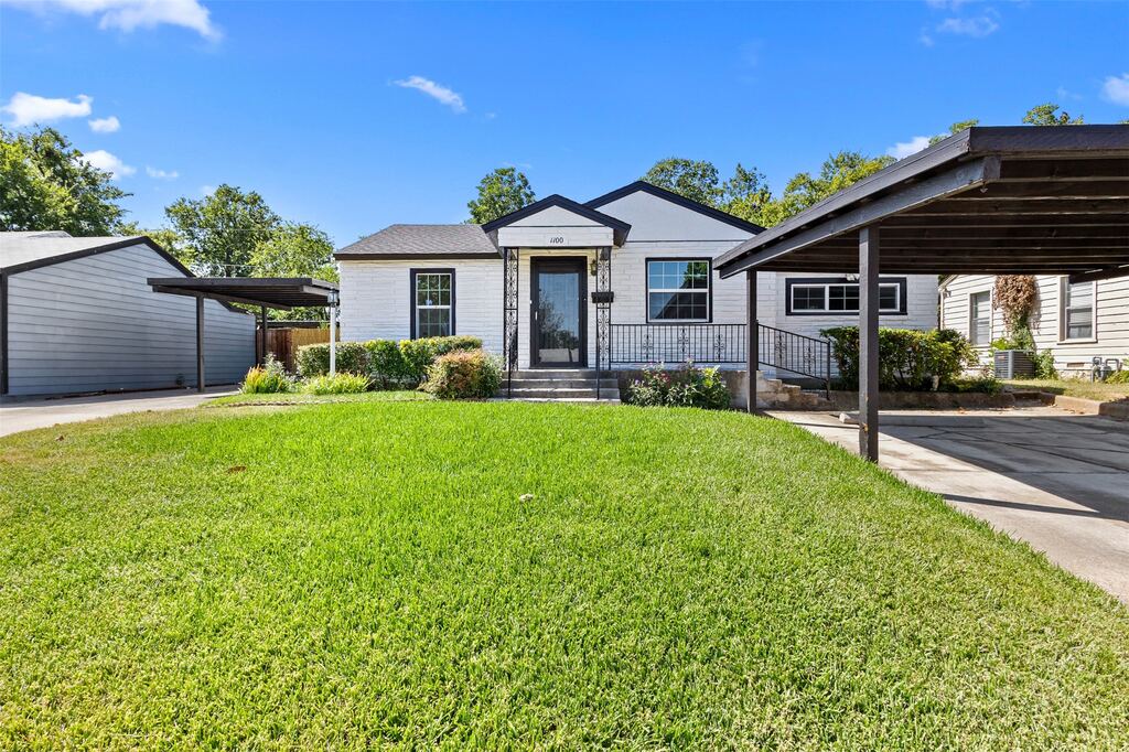 1100 E Bowie Street, Fort Worth, TX 76104 — photo 1