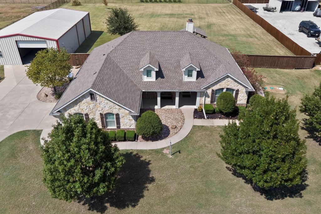 320 Brooks Drive, Nevada, TX 75173 — photo 1