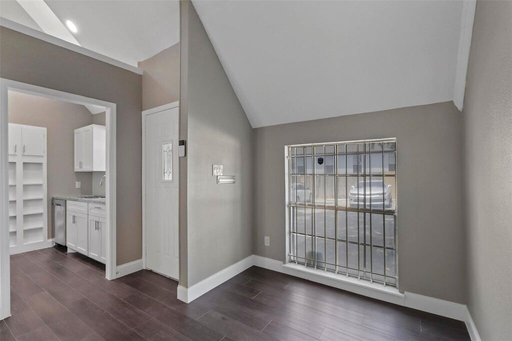 1444 Weiler Boulevard, Fort Worth, TX 76112 — photo 1