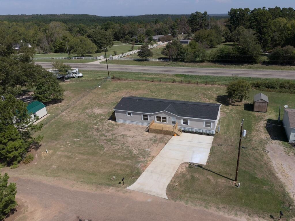 142 Vz County Road 4830, Ben Wheeler, TX 75754 — photo 1