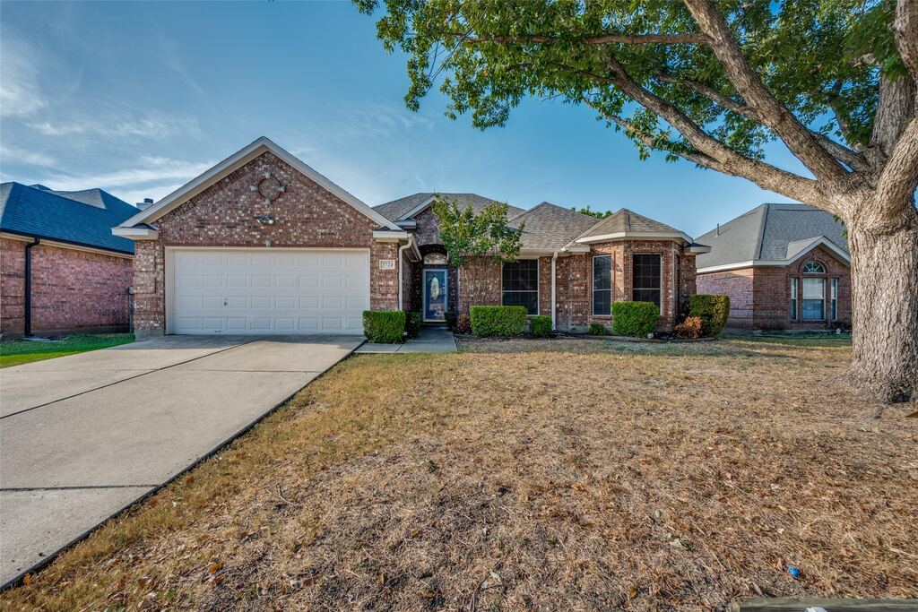 3724 Longstraw Drive, Fort Worth, TX 76137 — photo 1