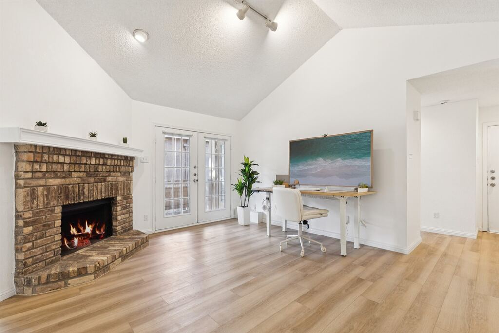 5200 Martel Avenue 16C, Dallas, TX 75206 — photo 1