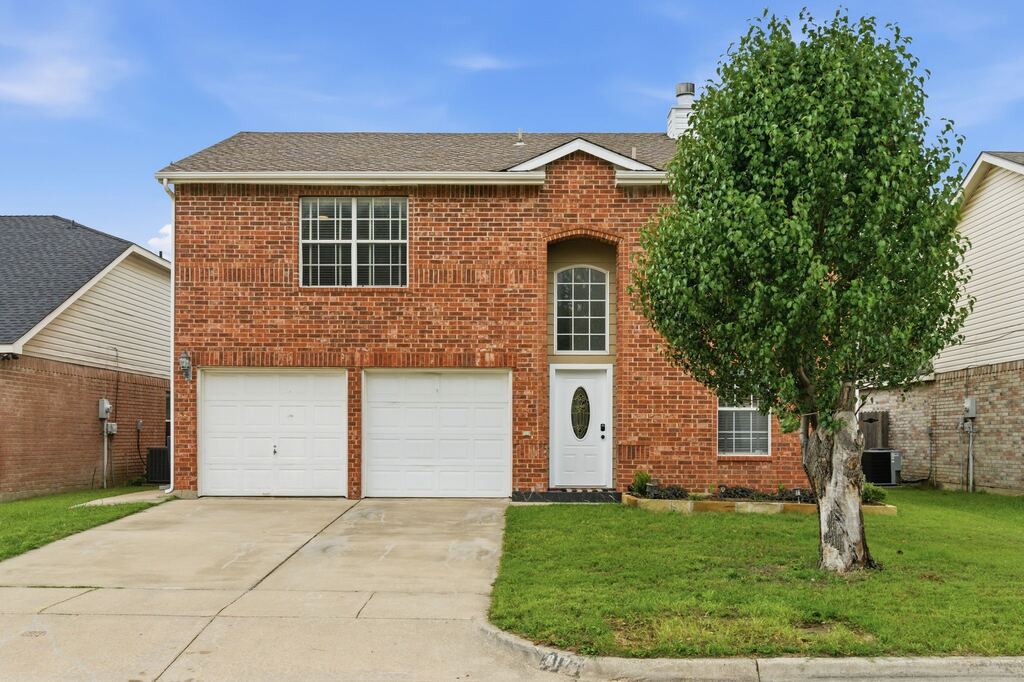 8173 Heritage Place Drive, Fort Worth, TX 76137 — photo 1
