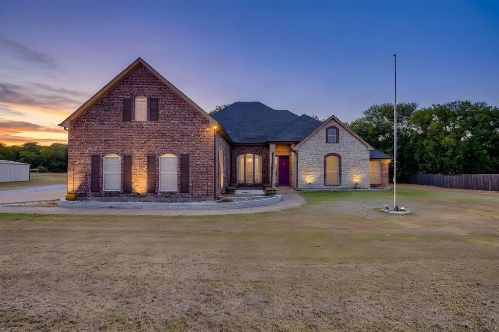 170 S Bear Creek Lane, Cresson, TX 76035 — photo 1