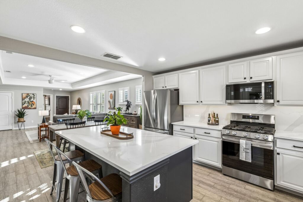 3276 Fish Hook Lane
