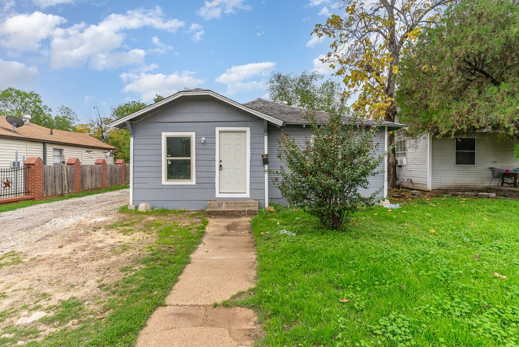 1322 Galloway Avenue, Dallas, TX 75216 — photo 1