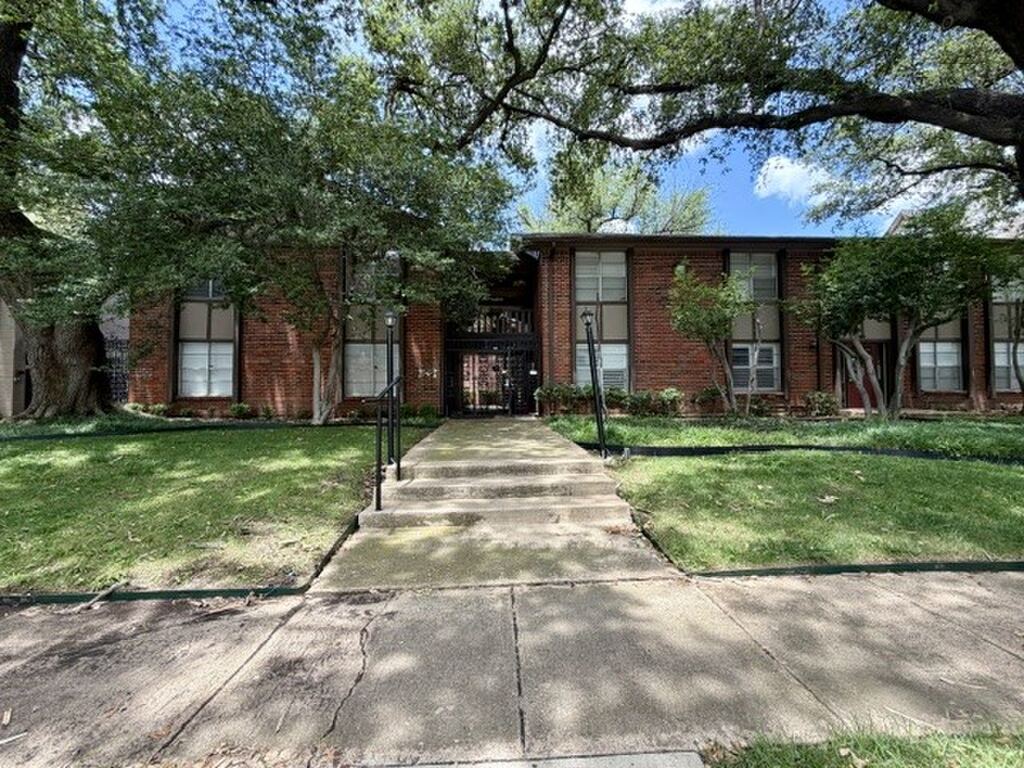 4219 Avondale Avenue 215, Dallas, TX 75219 — photo 1