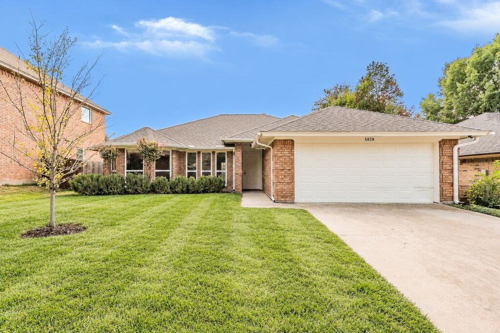5029 Barberry Drive, Fort Worth, TX 76133 — photo 1