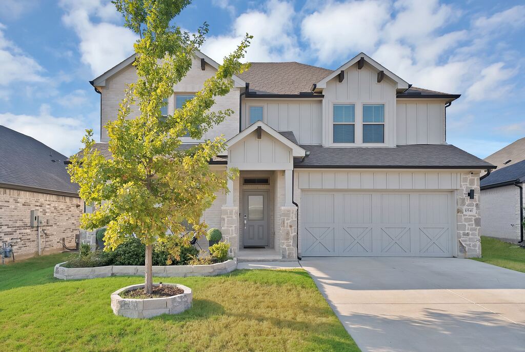 10541 Big Lagoon Drive, Fort Worth, TX 76179 — photo 1