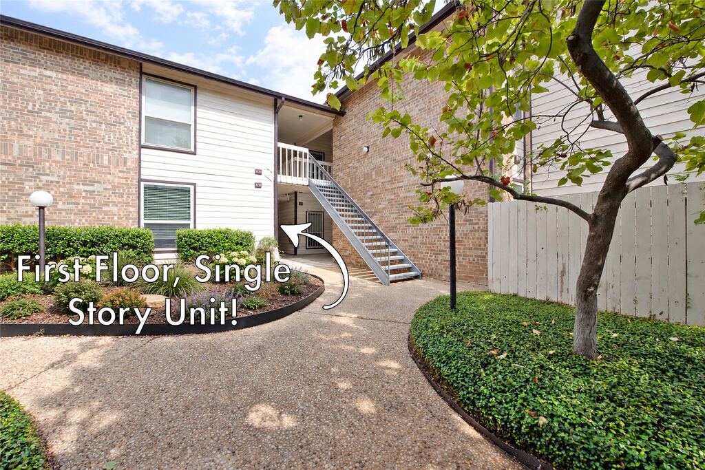 7107 Holly Hill Drive 17, Dallas, TX 75231 — photo 1